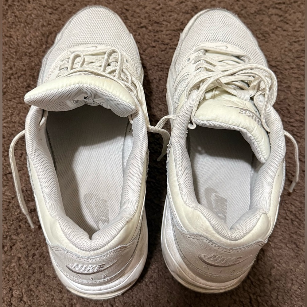 Nike Air Max Command - image 3